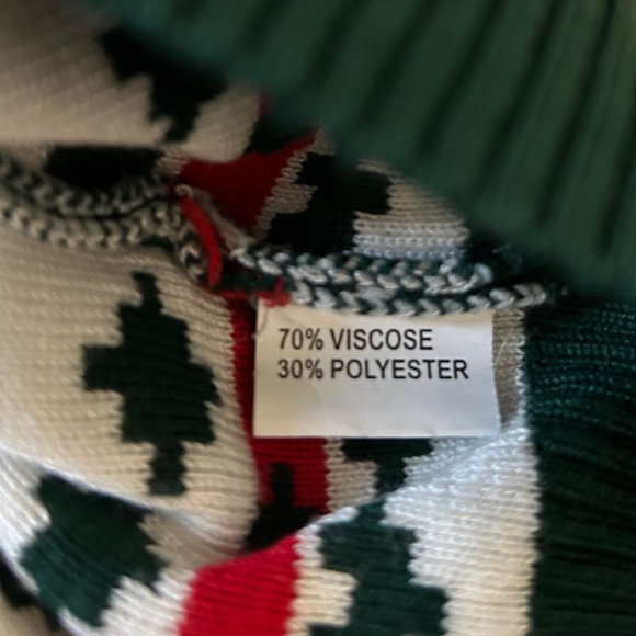 Ugly Christmas Sweater Reindeer Hearts Green/Red/White XL - Picture 10 of 12